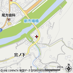 徳島県美馬市穴吹町穴吹市場102-6周辺の地図
