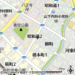 英鮨周辺の地図