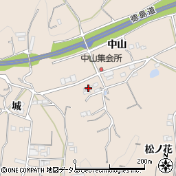 徳島県美馬市美馬町中山37周辺の地図