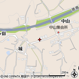 徳島県美馬市美馬町中山17-1周辺の地図