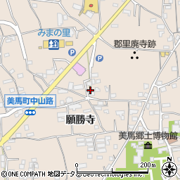 徳島県美馬市美馬町願勝寺54-1周辺の地図