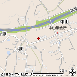 徳島県美馬市美馬町中山17周辺の地図