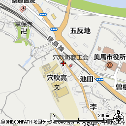 徳島県美馬市穴吹町穴吹（岡）周辺の地図
