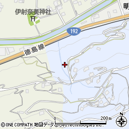 徳島県美馬市穴吹町口山尾山213周辺の地図