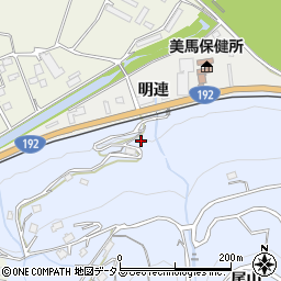 徳島県美馬市穴吹町口山尾山143周辺の地図