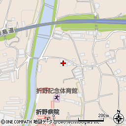 徳島県美馬市美馬町ナロヲ5周辺の地図