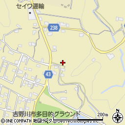 徳島県吉野川市川島町桑村528周辺の地図