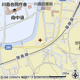 徳島県吉野川市川島町桑村898-1周辺の地図