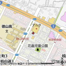 新堀自治会館周辺の地図