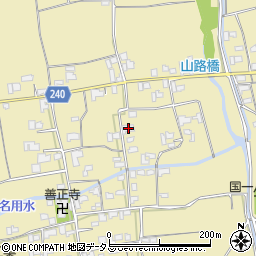 徳島県吉野川市鴨島町山路1302周辺の地図