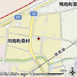 徳島県吉野川市川島町桑村92周辺の地図