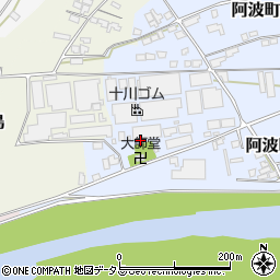 徳島県阿波市阿波町東川原7周辺の地図