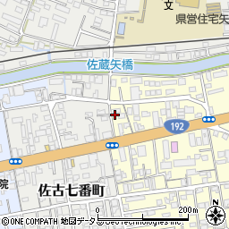徳島県徳島市佐古六番町11-18周辺の地図