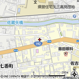 徳島県徳島市佐古六番町11-4周辺の地図