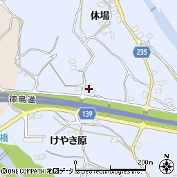 徳島県阿波市土成町高尾休場80周辺の地図