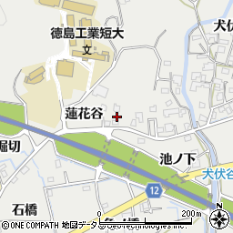 徳島県板野郡板野町犬伏蓮花谷周辺の地図