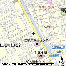 香川県三豊市仁尾町仁尾辛25-6周辺の地図