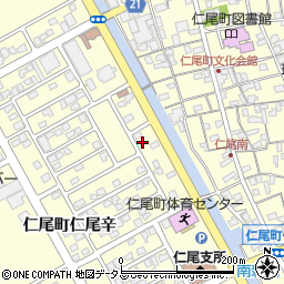 香川県三豊市仁尾町仁尾辛25-21周辺の地図