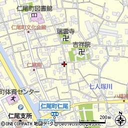 香川県三豊市仁尾町仁尾丁230周辺の地図