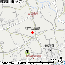 尼寺公民館周辺の地図
