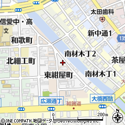 和歌山県和歌山市船場町71周辺の地図