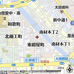 和歌山県和歌山市船場町70周辺の地図