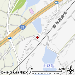 香川県丸亀市綾歌町栗熊西2032-8周辺の地図