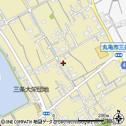 香川県丸亀市三条町周辺の地図