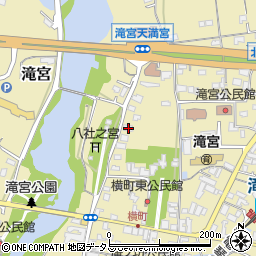 香川県綾歌郡綾川町滝宮1349-1周辺の地図