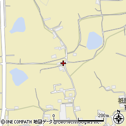 和歌山県紀の川市中三谷721周辺の地図