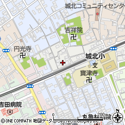香川県丸亀市瓦町32周辺の地図