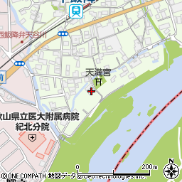 和歌山県伊都郡かつらぎ町中飯降17周辺の地図
