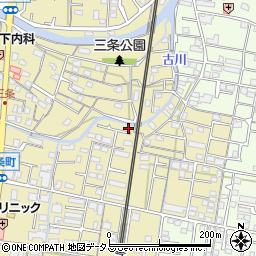 香川県高松市三条町403-8周辺の地図