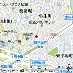 ファミリーマート西平塚町店周辺の地図