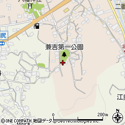 兼吉四公民館周辺の地図