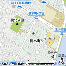 ファミリーマート楠木町三丁目店周辺の地図