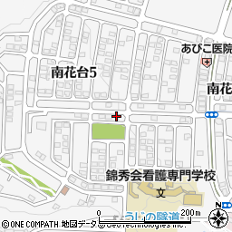 大阪府河内長野市南花台5丁目21-2周辺の地図