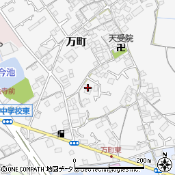 大阪府和泉市万町110-4周辺の地図