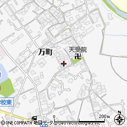 大阪府和泉市万町124-3周辺の地図