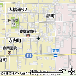 奈良県御所市742周辺の地図