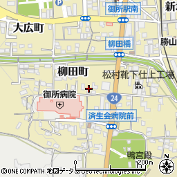 奈良県御所市柳田町395周辺の地図