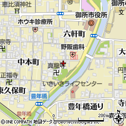 奈良県御所市1366周辺の地図