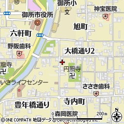 岡本呉服本店周辺の地図