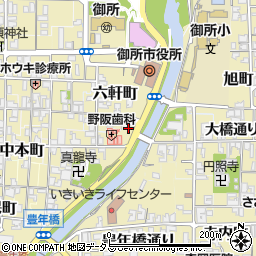 奈良県御所市1388周辺の地図