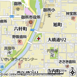 奈良県御所市1442周辺の地図