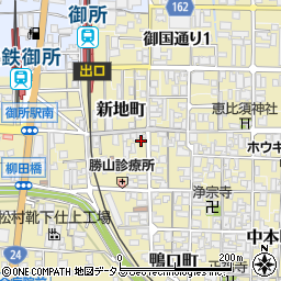 奈良県御所市1057周辺の地図