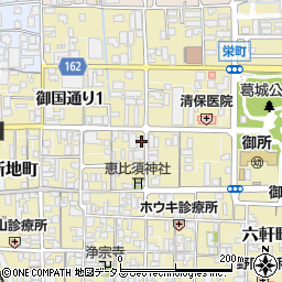 奈良県御所市ＪＲ御所駅前通り110-2周辺の地図