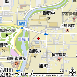 奈良県御所市657周辺の地図