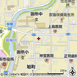 奈良県御所市643周辺の地図