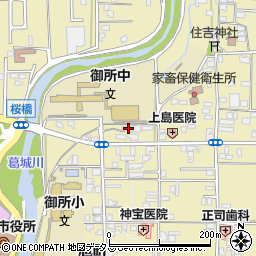 奈良県御所市685周辺の地図